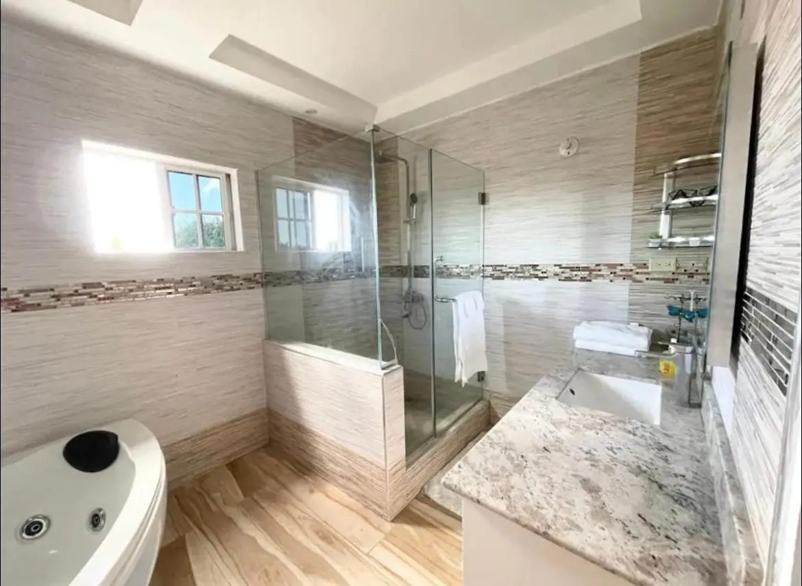 Vila Js Estate With Jacuzzi Portmore 0*,  Jamajka